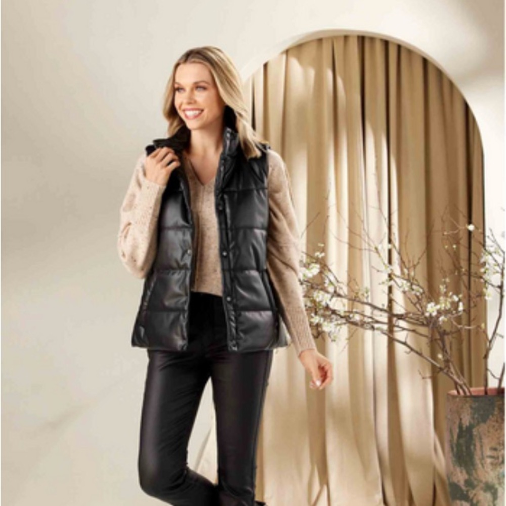 Women’s Faux leather vest - NWT